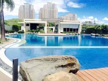 1 Bedroom w/ Balcony Rush Sale Rent to Own Condo in Pasig near BGC Eastwood NAIA