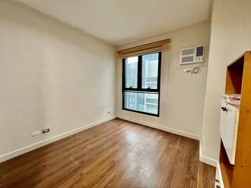 Sapphire Bloc, Ortigas Pasig: 3BR Penthouse For Sale, Brand new! 126 sqm, 1 prkg