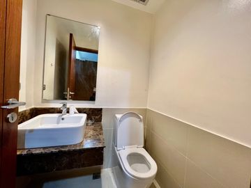 Sapphire Bloc, Ortigas Pasig: 3BR Penthouse For Sale, Brand new! 126 sqm, 1 prkg