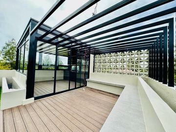 Airy Bright Contemporary House and Lot with Pool for Sale in Tagaytay City