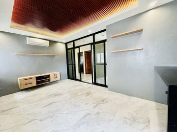 Airy Bright Contemporary House and Lot with Pool for Sale in Tagaytay City