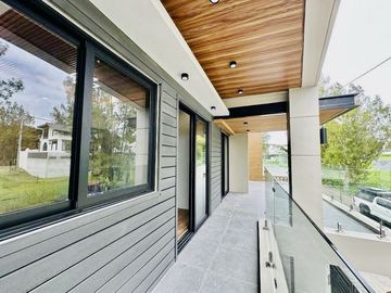Airy Bright Contemporary House and Lot with Pool for Sale in Tagaytay City