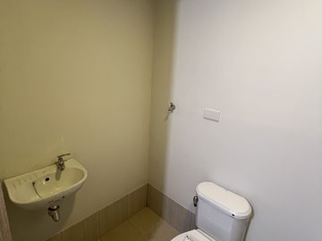 ₱ 3K++ Monthly Condo beside SM Baliwag
