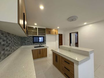 A Rare Find: Elegant Single Detached Home in Kingspoint, Quezon City -Keziah