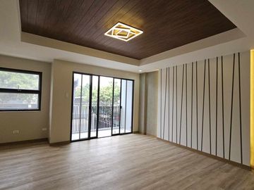 BRAND NEW 5 BEDROOM TOWNHOUSE FOR SALE IN STA. MESA MANILA