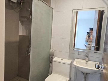 BRAND NEW 5 BEDROOM TOWNHOUSE FOR SALE IN STA. MESA MANILA