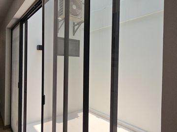BRAND NEW 5 BEDROOM TOWNHOUSE FOR SALE IN STA. MESA MANILA