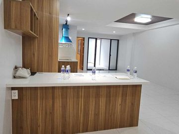 BRAND NEW 5 BEDROOM TOWNHOUSE FOR SALE IN STA. MESA MANILA