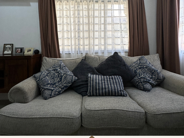 For Sale: Ideal Family Smart Home in Minglanilla, Cebu