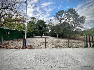 Prime Beach Lot in Pundaquit, San Antonio, Zambales