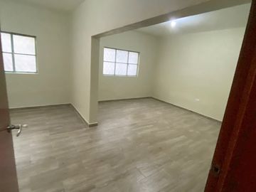 Edificio en venta con 4 departamentos  cerca del Zoológico Nezahualcóyotl