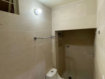 Edificio en venta con 4 departamentos  cerca del Zoológico Nezahualcóyotl