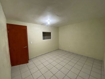 Edificio en venta con 4 departamentos  cerca del Zoológico Nezahualcóyotl