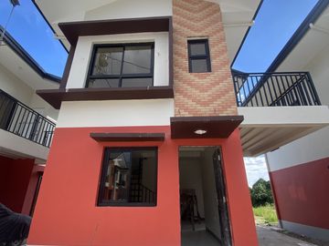 For Sale: 2 Bedroom House and Lot in Mercedes Homes, Batangas City