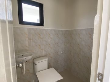 For Sale: 2 Bedroom House and Lot in Mercedes Homes, Batangas City