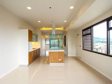 Ultra-Rare 3BR Penthouse at The Alcoves – Big-Cut Luxury Above Ayala Center Cebu
