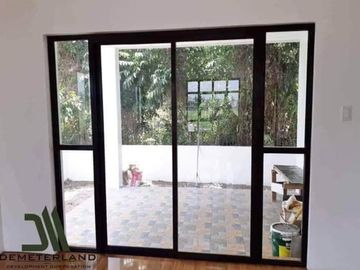 For Sale 3-BR, Single Detached,House And Lot In Saddle and Clubs Leisure Park