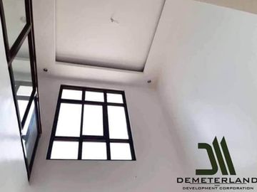 For Sale 3-BR, Single Detached,House And Lot In Saddle and Clubs Leisure Park