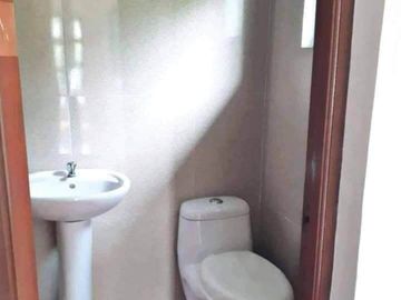 For Sale 3-BR, Single Detached,House And Lot In Saddle and Clubs Leisure Park