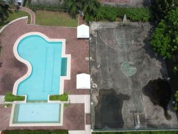 For Sale 3-BR, Single Detached,House And Lot In Saddle and Clubs Leisure Park
