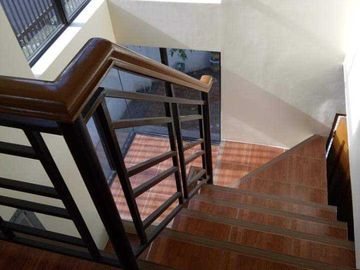 Duplex House For Sale Cresta Verde near Commonwealth, Quezon City - JoJo Obra