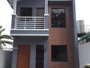 Duplex House For Sale Cresta Verde near Commonwealth, Quezon City - JoJo Obra