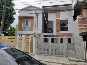 Duplex House For Sale Cresta Verde near Commonwealth, Quezon City - JoJo Obra