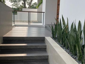 For Sale - Brand New, Contemporary House with Elevator in Ayala Westgrove