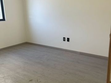 Casa Nueva en Venta en Residencial sobre Avenida Estado de México y Ave La Asunción. a una cuadra de Ave. Tecnológico y del Parque Bicentenario.