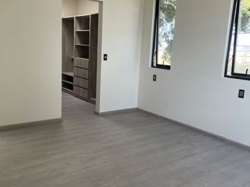 Casa Nueva en Venta en Residencial sobre Avenida Estado de México y Ave La Asunción. a una cuadra de Ave. Tecnológico y del Parque Bicentenario.