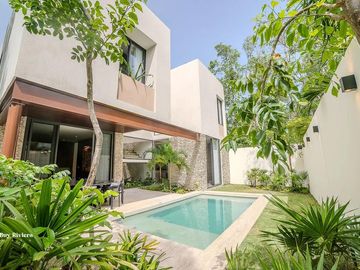 Casa en Residencial Valenia Llave en Mano
