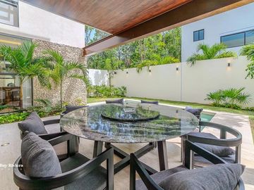 Casa en Residencial Valenia Llave en Mano