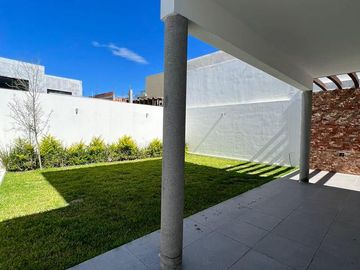 CASA EN VENTA EN LADERAS