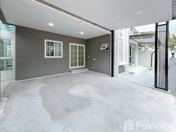 4 Bedroom House for sale at Golden Neo Sathorn