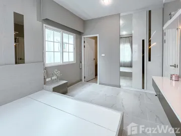 4 Bedroom House for sale at Golden Neo Sathorn