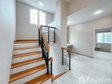 4 Bedroom House for sale at Golden Neo Sathorn