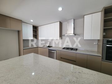 Casa en Venta en Cumbres del Lago, Juriquilla, Qro. - (3)