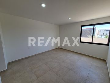 Casa en Venta en Cumbres del Lago, Juriquilla, Qro. - (3)