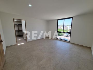 Casa en Venta en Cumbres del Lago, Juriquilla, Qro. - (3)