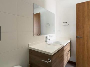 HERMOSO DEPARTAMENTO ATERRAZADO UN SOLO ANDAR - 3 DORMITORIOS -ESTUDIO -SALA DE ESTAR - TANDA