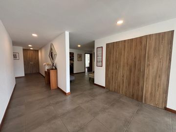 HERMOSO DEPARTAMENTO ATERRAZADO UN SOLO ANDAR - 3 DORMITORIOS -ESTUDIO -SALA DE ESTAR - TANDA