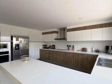 HERMOSO DEPARTAMENTO ATERRAZADO UN SOLO ANDAR - 3 DORMITORIOS -ESTUDIO -SALA DE ESTAR - TANDA