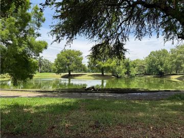 RESIDENCIA EN VENTA EN PARASO COUNTRY CLUB, MORELOS