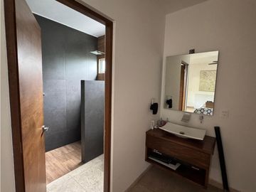 RESIDENCIA EN VENTA EN PARASO COUNTRY CLUB, MORELOS