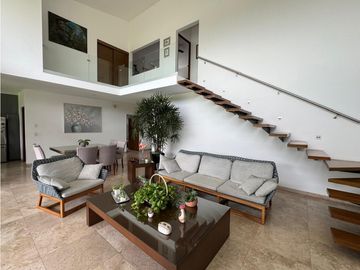 RESIDENCIA EN VENTA EN PARASO COUNTRY CLUB, MORELOS