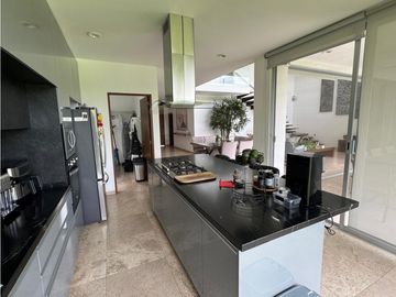RESIDENCIA EN VENTA EN PARASO COUNTRY CLUB, MORELOS