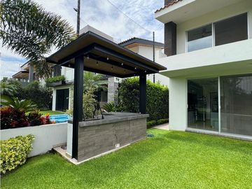RESIDENCIA EN VENTA EN PARASO COUNTRY CLUB, MORELOS