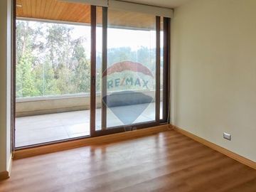 ¡Vive rodeado de naturaleza y confort en Reñaca!