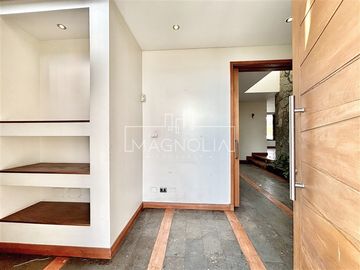 Casa en Venta en Colegio Alemán Chicureo