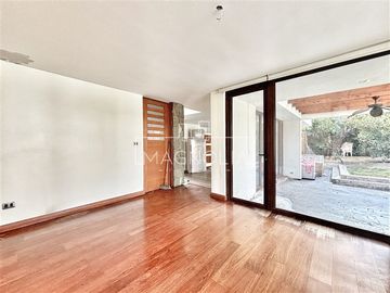 Casa en Venta en Colegio Alemán Chicureo